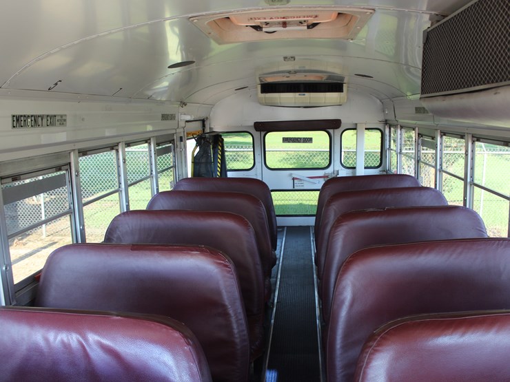 2000-international-3800-image-13