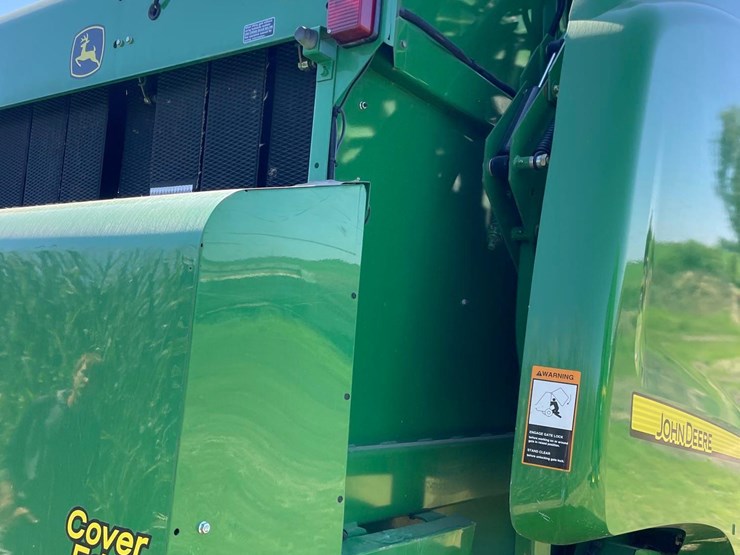 2013-john-deere-569-premium-image-12