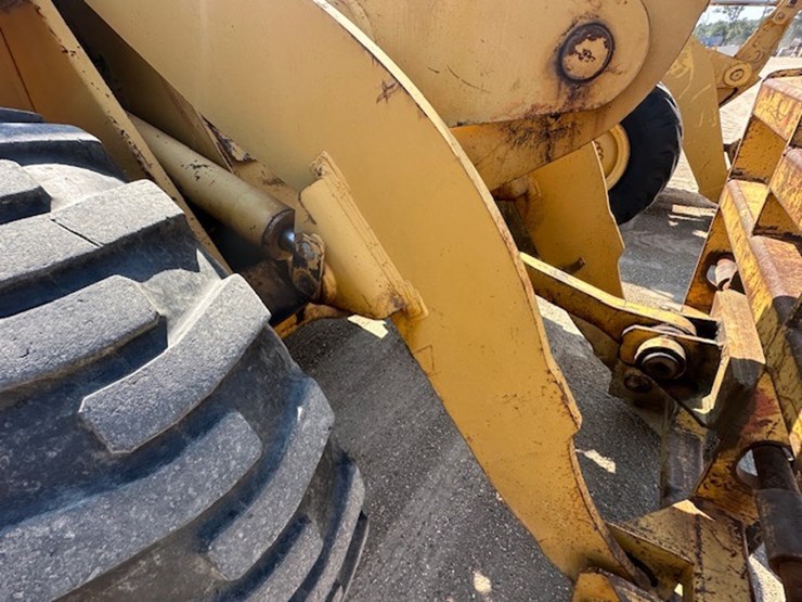 #2286-•-tcm-835-2-series-rubber-tire-loader-image-28