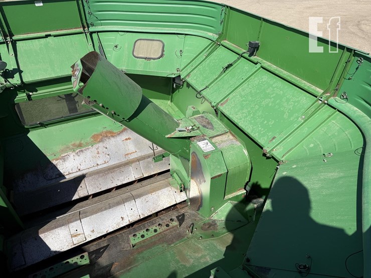 2009-john-deere-9770-sts-image-16