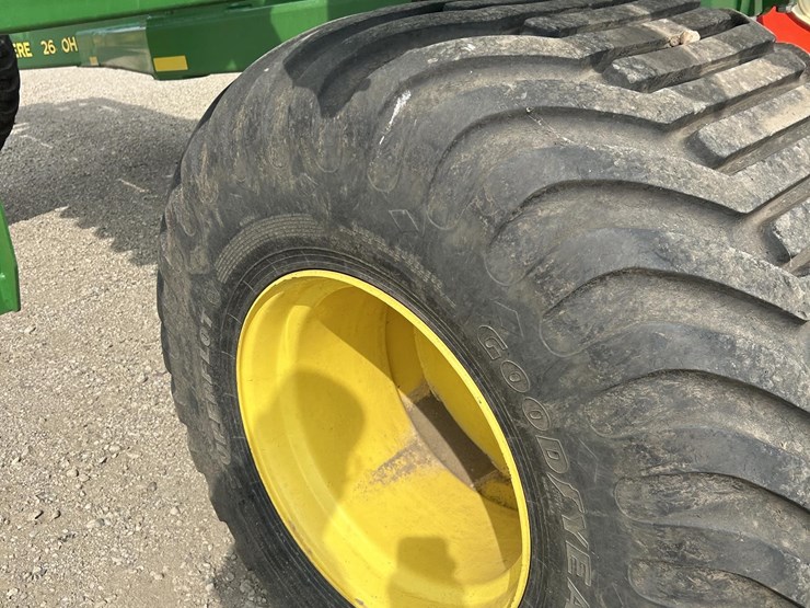 2019-john-deere-2680h-image-13