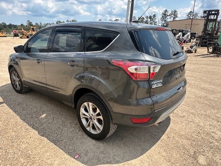 2017-ford-escape-image-4