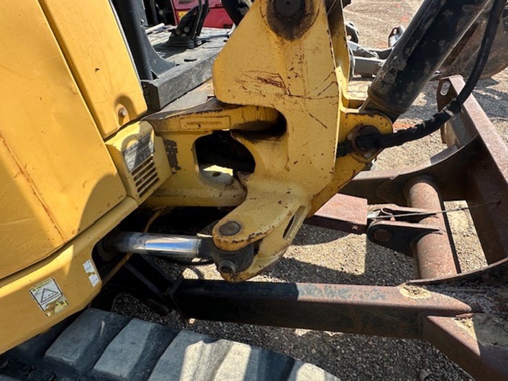 2012-caterpillar-305e-cr-image-41