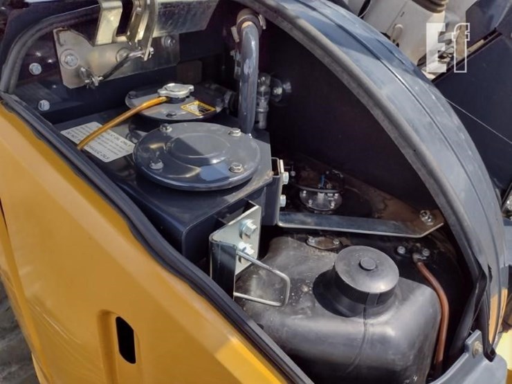 2017-deere-50g-image-42