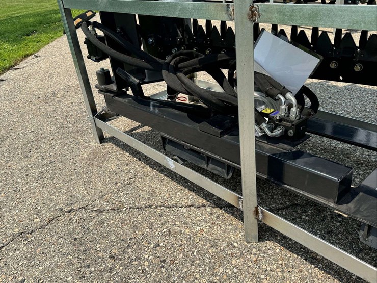 wolverine-sbm-12-72w-skid-steer-sickle-bar-mower-attachment-image-3