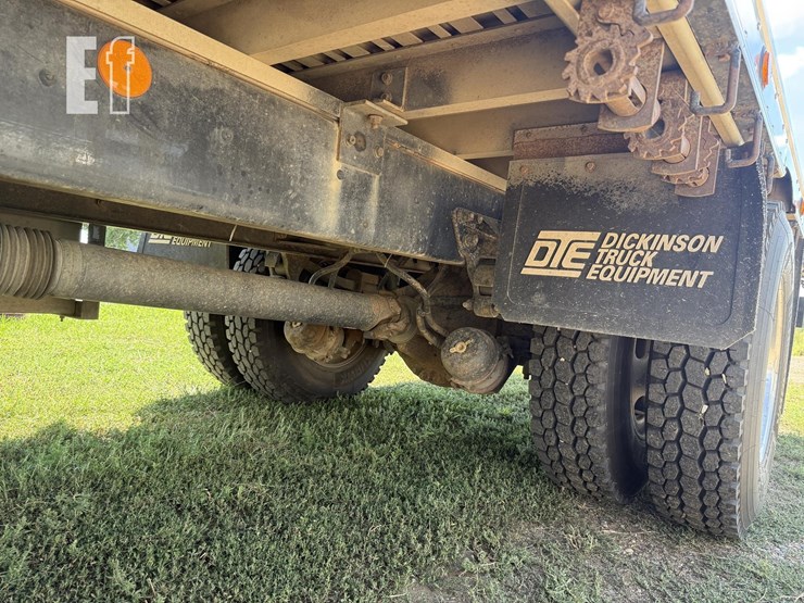 2005-kenworth-t300-image-46