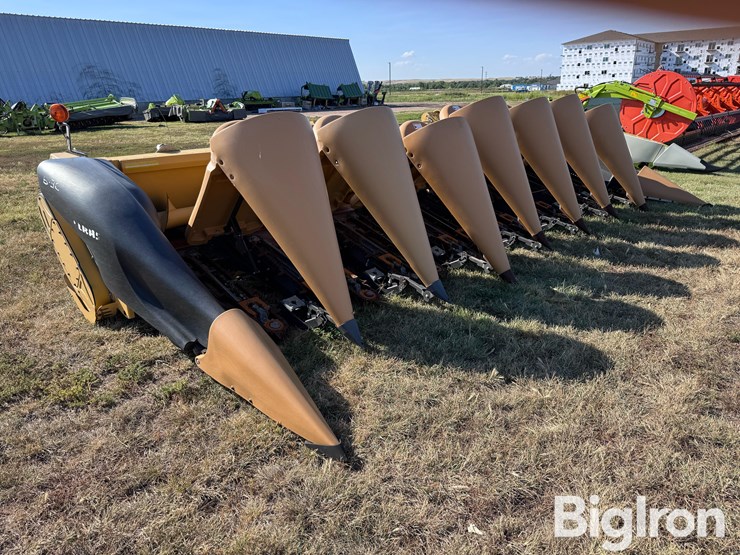 2011-claas-8-30-image-3