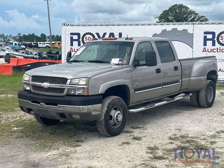 2003-chevrolet-silverado-3500-image-2