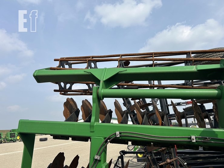 2019-john-deere-2680h-image-21