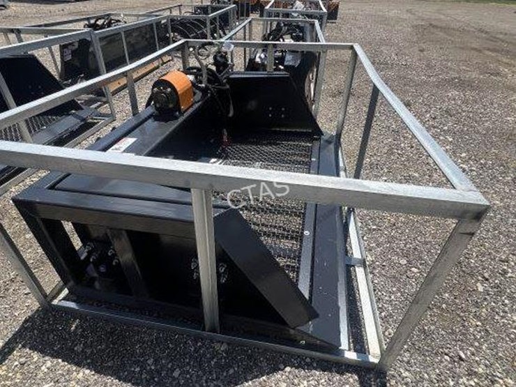 #21-•-wolverine-72"-skid-steer-screening-bucket-image-3