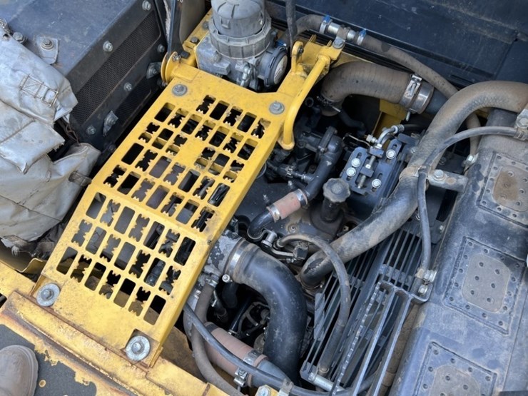komatsu-pc240ll-image-29