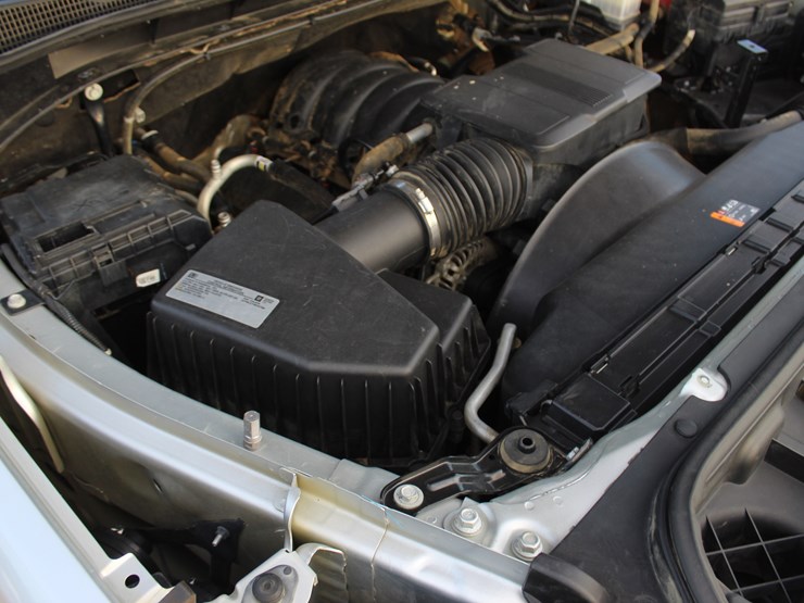 2021-gmc-k2500-image-14