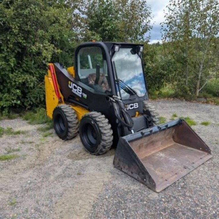 2012 JCB 135