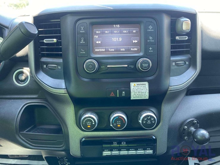 2019-dodge-ram-5500-image-37