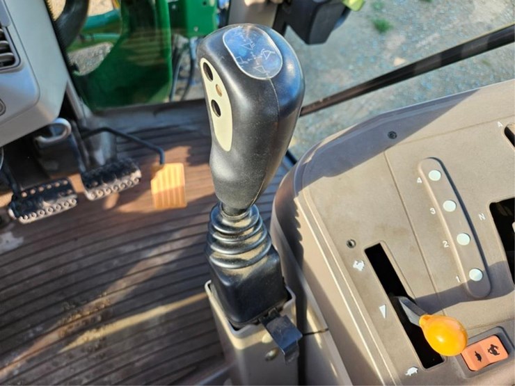 john-deere-6230-image-41