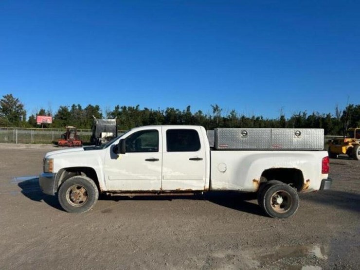 2008-chevrolet-silverado-3500hd-image-7