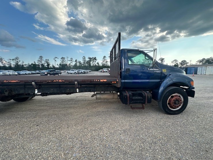 2000-ford-f650-image-7