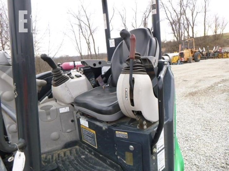 2021-takeuchi-tl6r-image-12