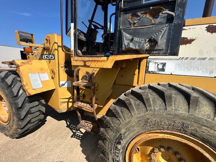 #2286-•-tcm-835-2-series-rubber-tire-loader-image-50