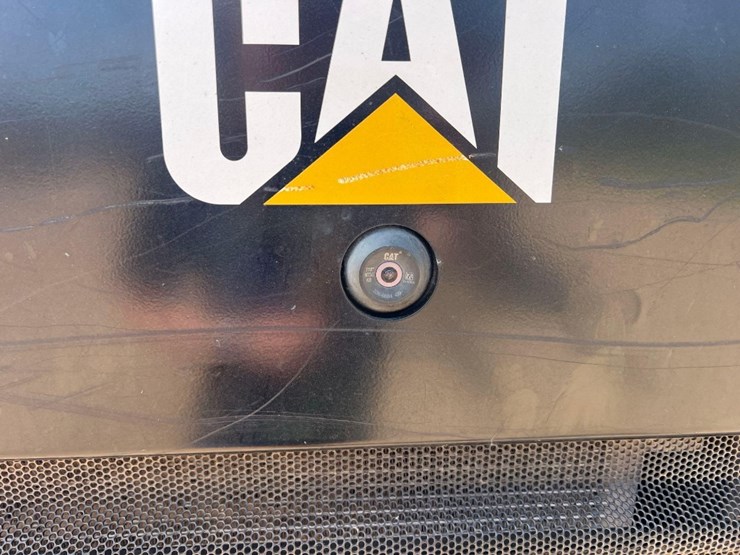 2019-caterpillar-239d-image-13