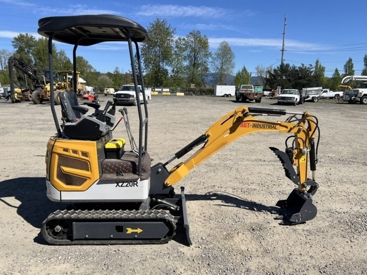 2025-cfg-xz20r-mini-hydraulic-excavator-image-3