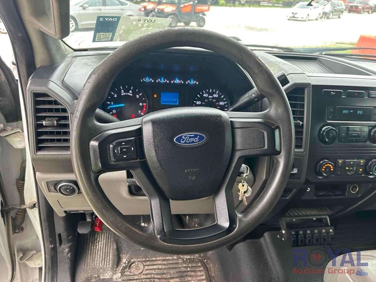 2017-ford-f350-image-11