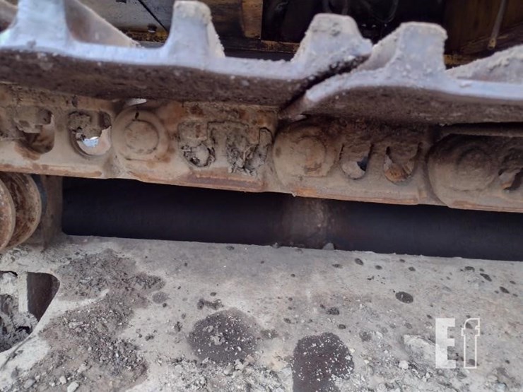 komatsu-pc220-lc-8-image-33