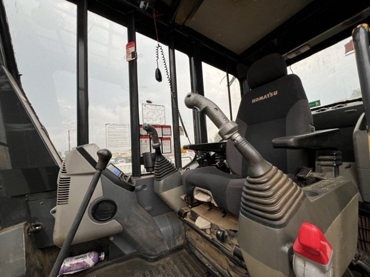 komatsu-pc240ll-image-37