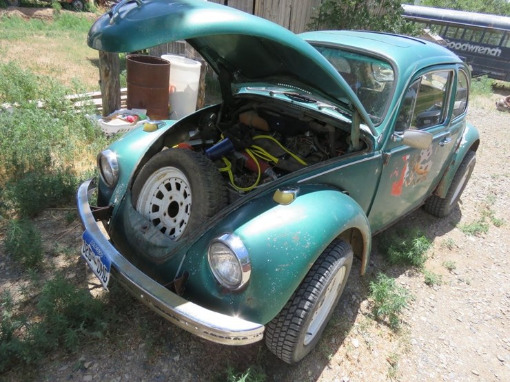 1969-volkswagen-beetle-image-12