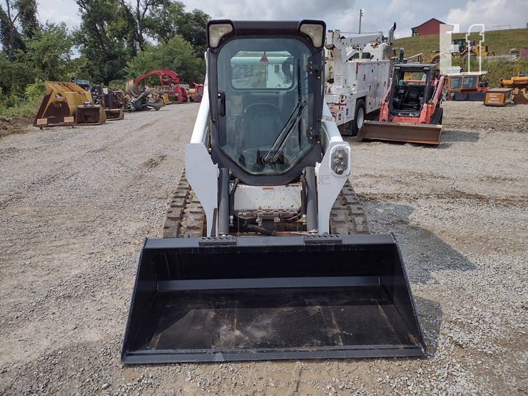 2014-bobcat-t590-image-2