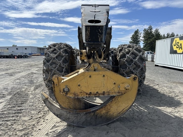 2019-caterpillar-555d-image-4