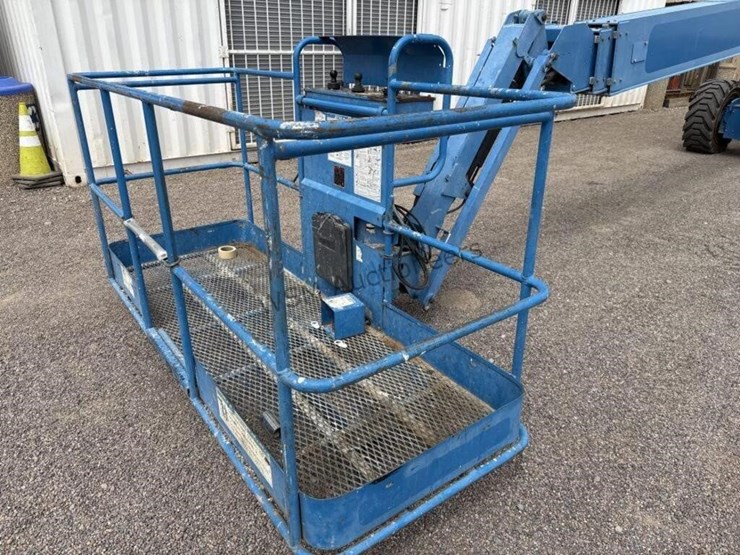 2008-genie-s85-image-25
