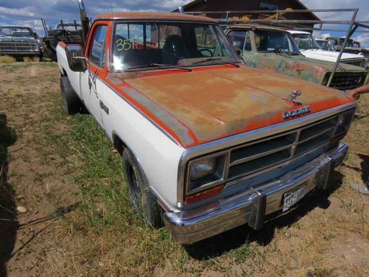 1986-dodge-ram-350-image-1
