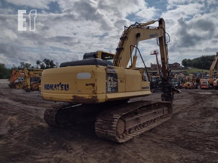 komatsu-pc220-lc-8-image-41