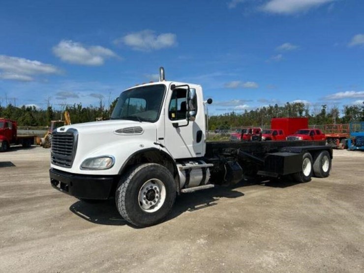 2005-freightliner-m2112-business-class-m2-t/a-1fvh-image-1