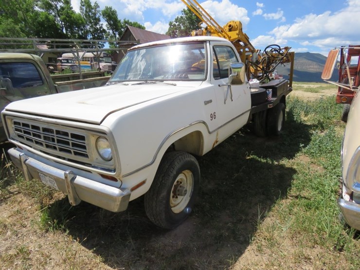 1974-dodge-w200-image-15