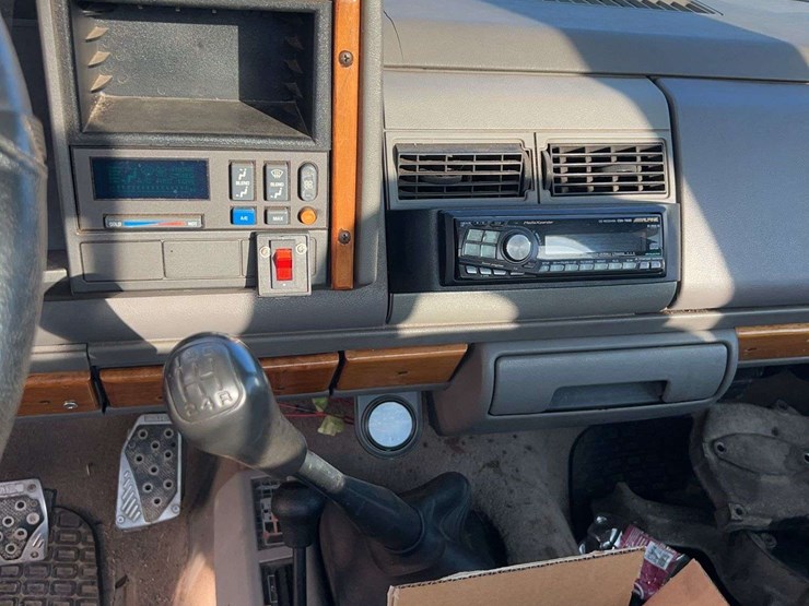 chevrolet-3500-image-18