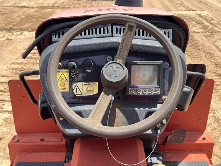 2014-ditch-witch-rt45-image-23