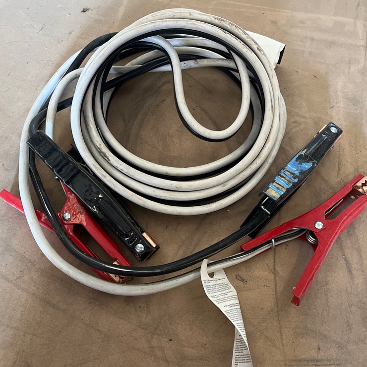 #38 • LOT OF BOOSTER CABLES