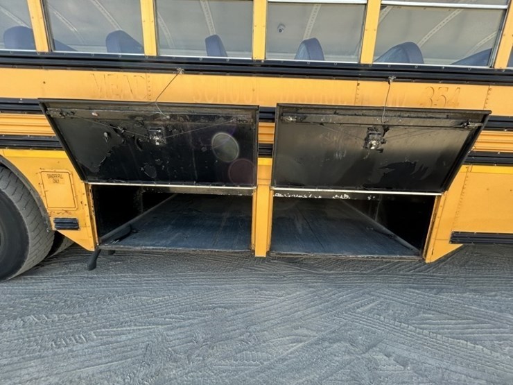 2004-blue-bird-school-bus-image-35