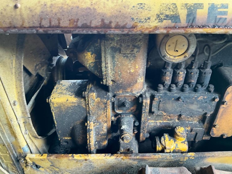 caterpillar-d2-image-15