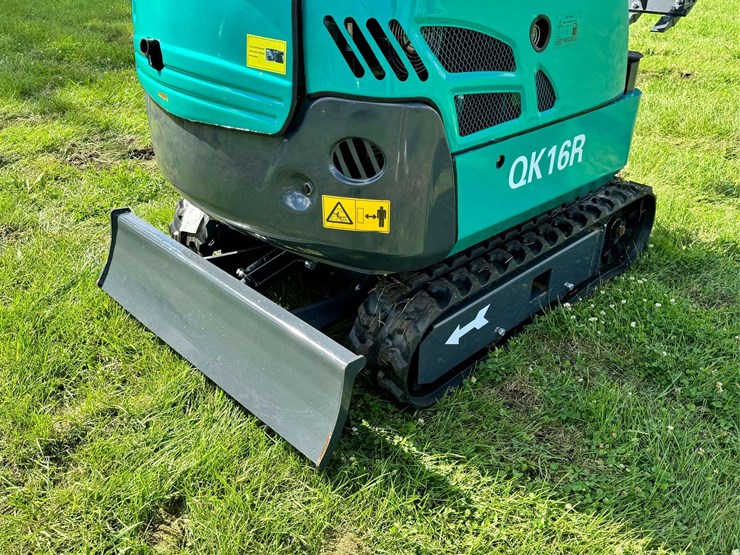 2025-cfg-industrial-qk16r-mini-excavator-...-unused-image-6