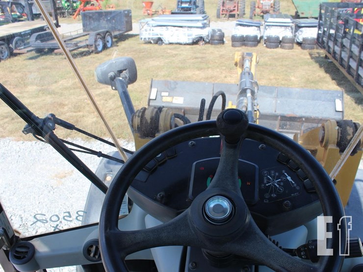 2013-caterpillar-906h2-image-11