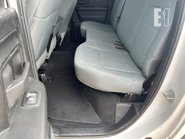 2018-dodge-1500-image-18