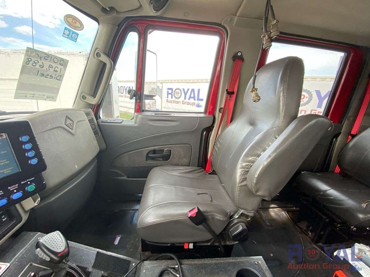 2015-international-durastar-4300-image-38