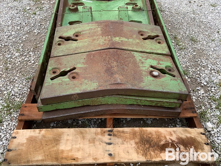 john-deere-10-image-11