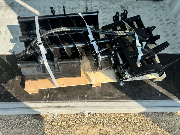 gindustry-cfg-industrial-125x-a1a-auger-attachment-image-1