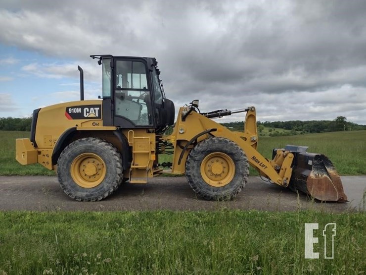 2018-caterpillar-910m-image-3