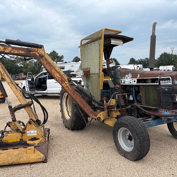 FORD 6640