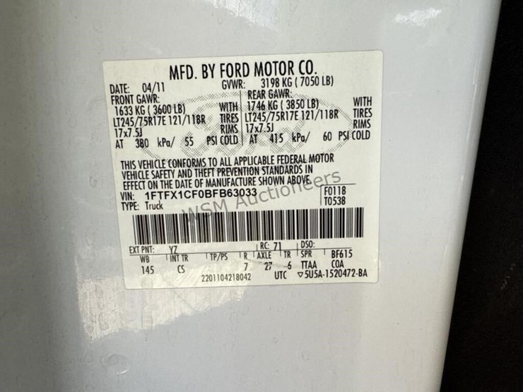 2011-ford-f150-image-17